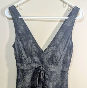 J.Crew 100% Silk Dress Palm Leaf Print Sleeveless V-Neck Midi Women’s Size 0